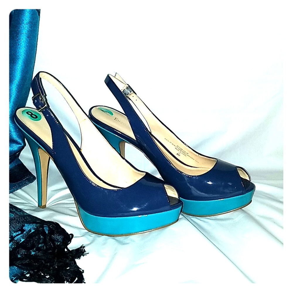 Peep toe Sz 8 Blue Patent Leather Heels